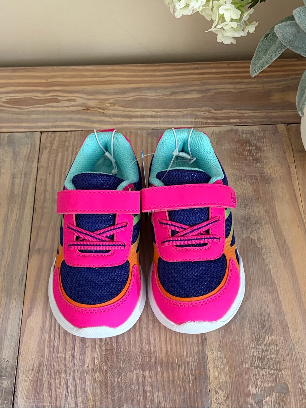 Stride Rite Ryne Vibrant Sneaker ☀️🆕 - Picture 11 of 11